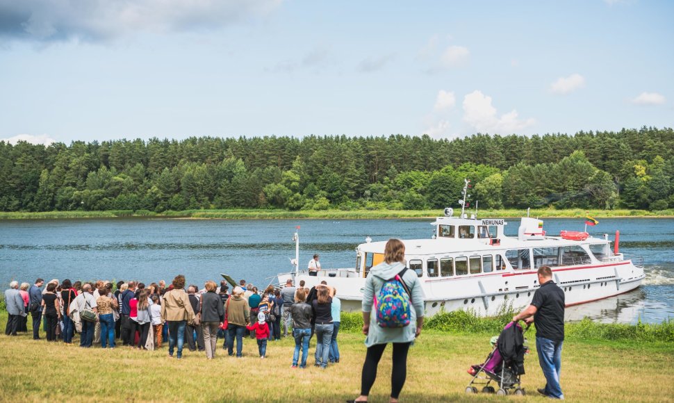 Reguliarūs reisai laivu į Birštoną sulaukia didžiulio turistų susidomėjimo