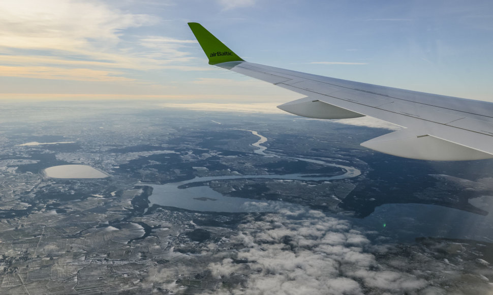 „airBaltic“ skrydis Vilnius-Paryžius