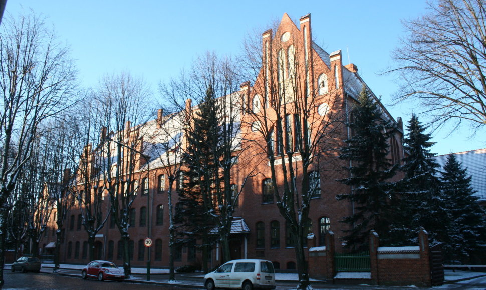Klaipėdos universiteto Pedagogikos fakulteto fasadai po restauracijos