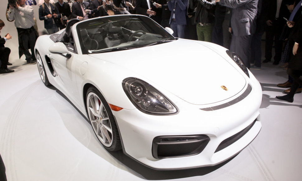 „Porsche Boxster Spyder“ premjera Niujorko automobilių parodoje