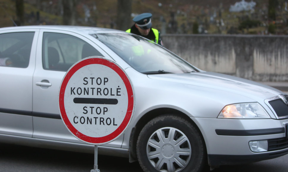 Antikorupcijos dienos proga policija surengė reidą Vilniuje