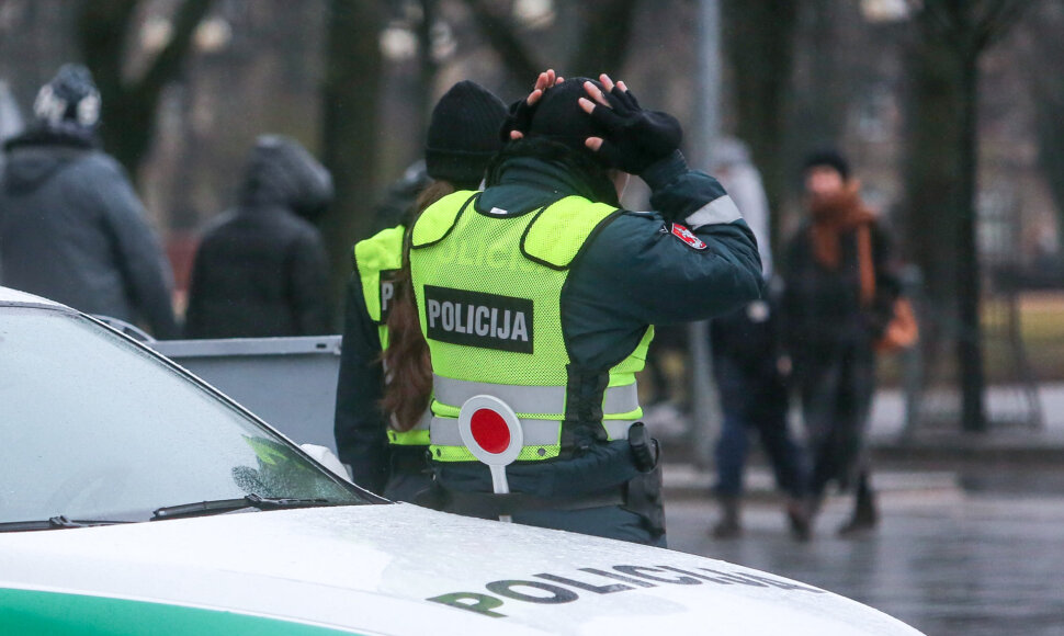 Policija
