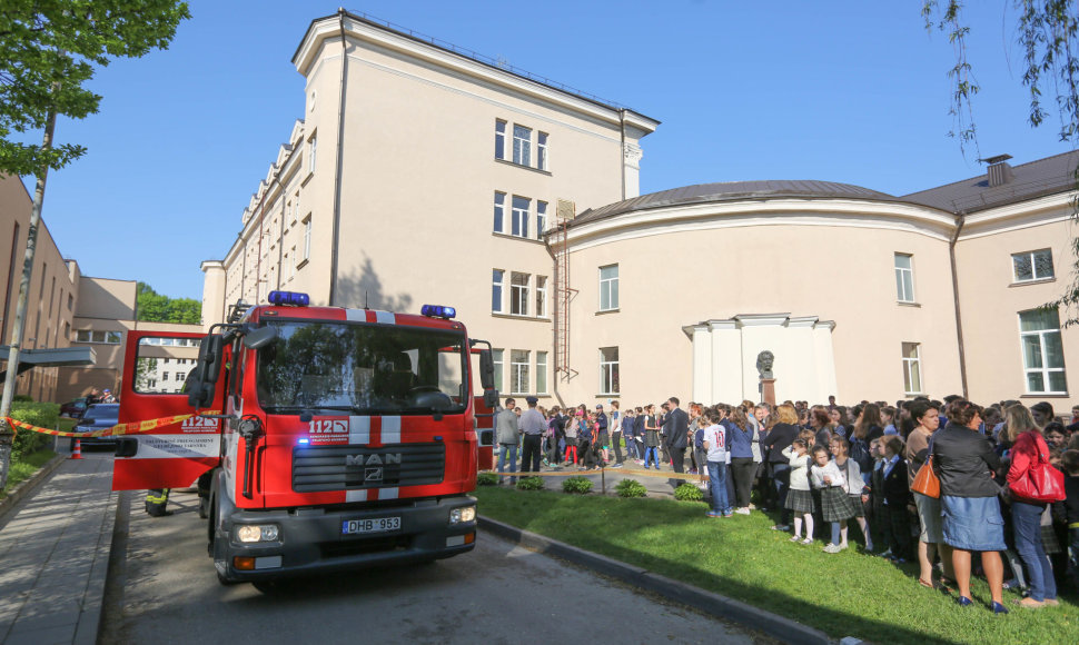 Mikalojaus Konstantino Čiurlionio menų mokykloje surengtos gaisro prastybos