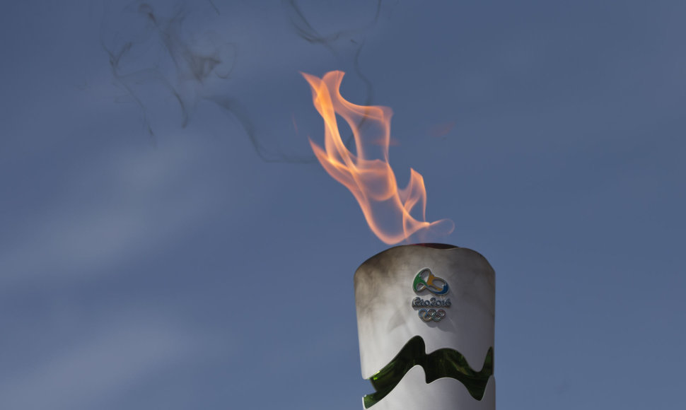 Įžiebta Rio olimpinė ugnis