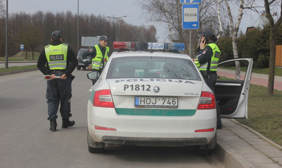 Policinės priemonės akimirka