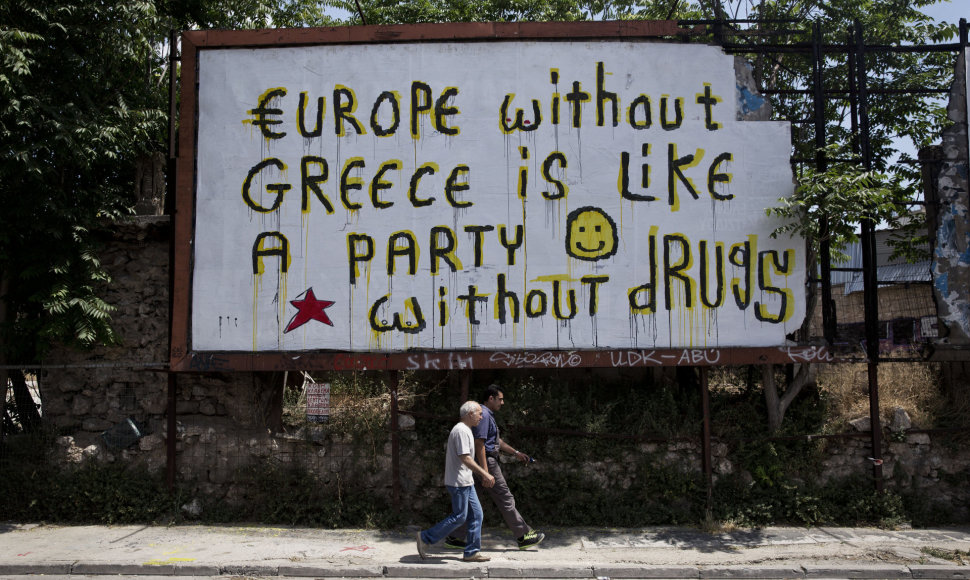 Užrašas Atėnuose: „Europa be Graikijos – kaip vakarėlis be narkotikų“