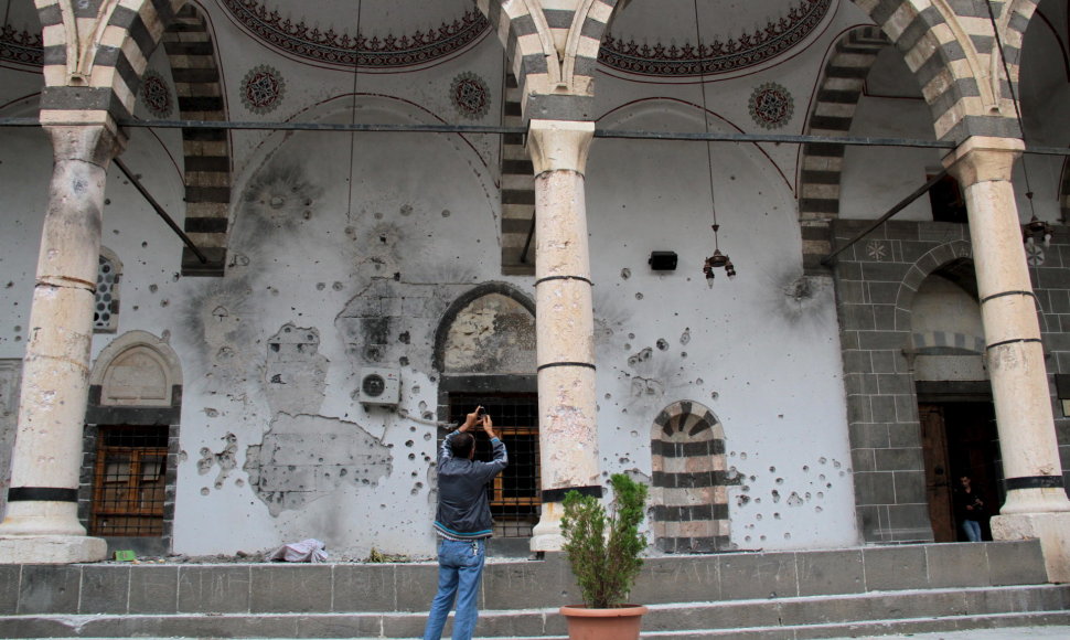 Nuniokota mečetė kurdų dominuojamame Dijarbakyro mieste