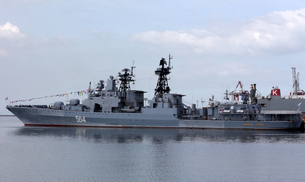 Rusijos karo laivas "Admirolas Tribucas"
