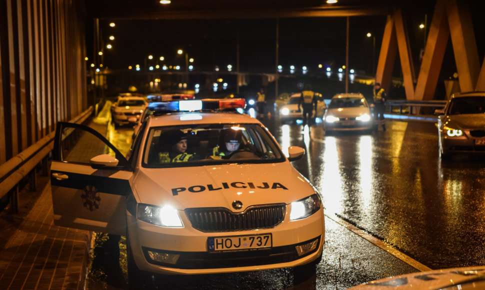 Penktadienio vakaro Vilniaus policijos reidas