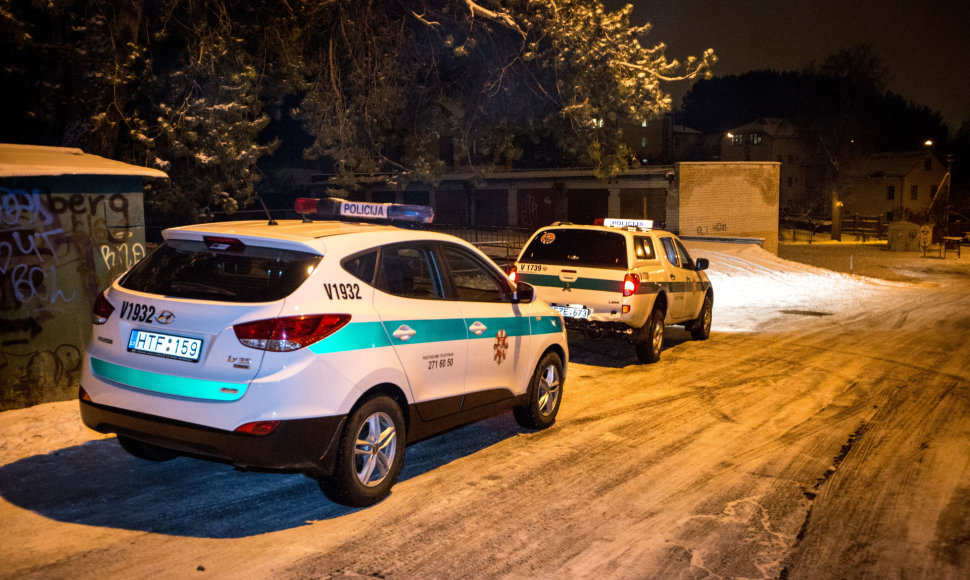 Filaretų gatvėje peiliu sužalotas vyras