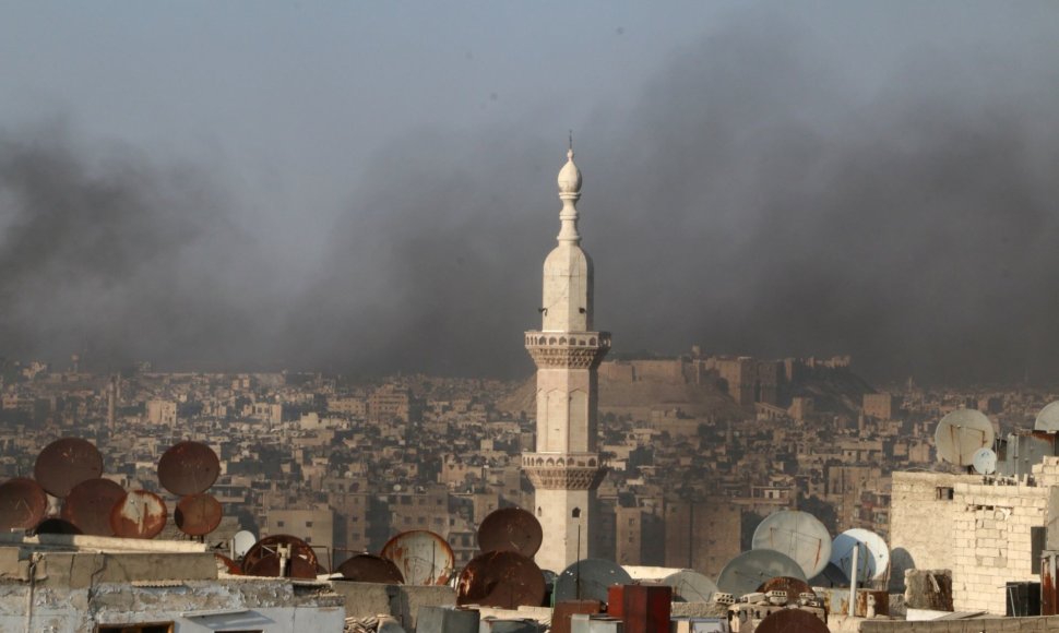 Sirijos mieste Alepe intensyvėja kariniai veiksmai