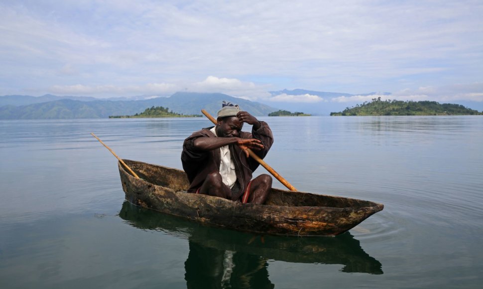 Kongo Demokratinės Respublikos  Idžvi salos pigmėjai ir jų nykstantis gyvenimo būdas