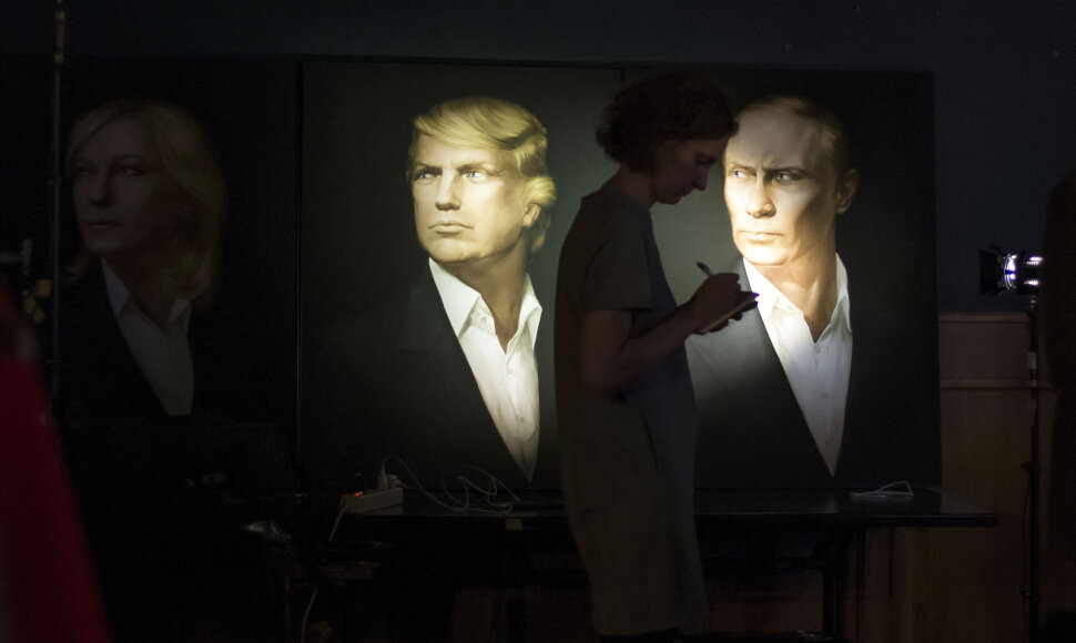 V.Putino ir D.Trumpo portretai Maskvoje