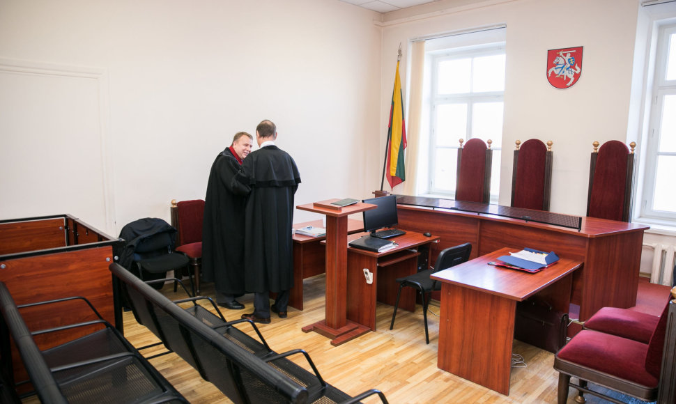 Teismo salė
