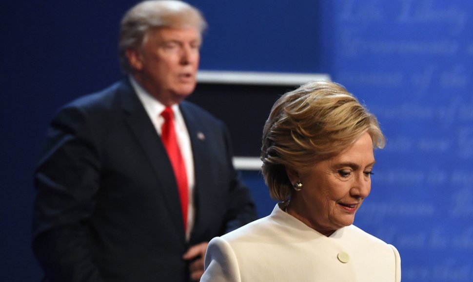 Donaldas Trumpas ir Hillary Clinton paskutiniuosiuose prezidentiniuose debatuose