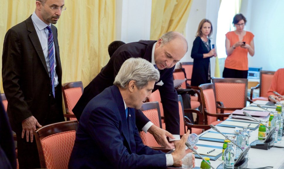 Johnas Kerry derybose Vienoje