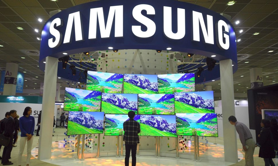 „Samsung“ stendas parodoje Seule