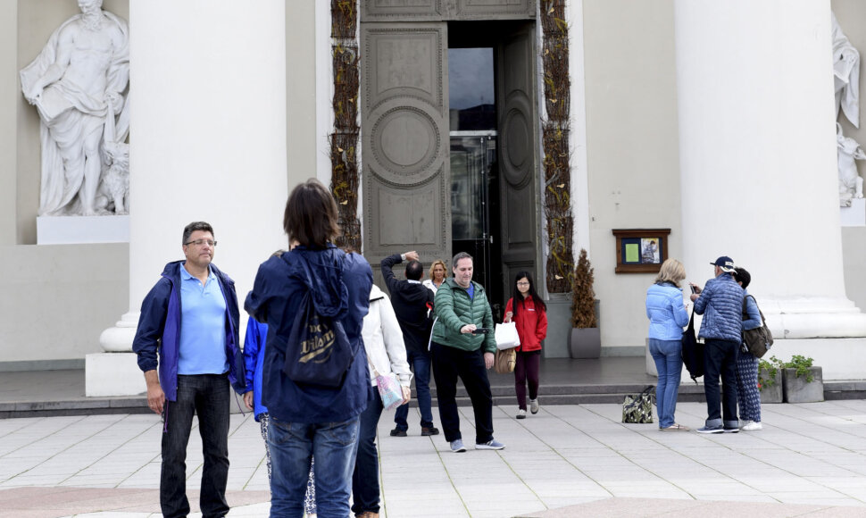 Turistai Vilniaus senamiestyje