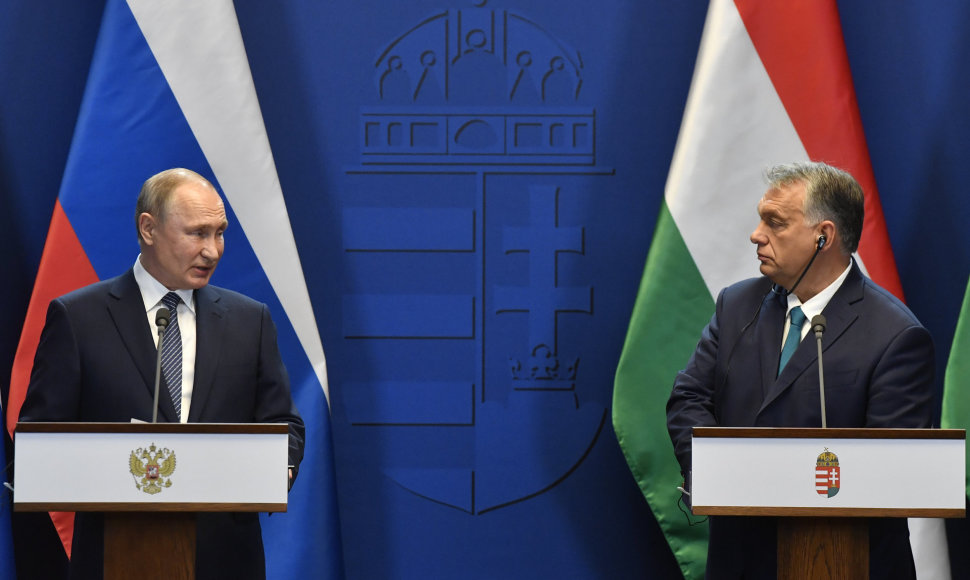 Rusijos lyderis Vladimiras Putinas ir Vengrijos premjeras Viktoras Orbanas