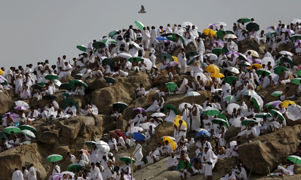 Musulmonų maldininkai ant Arafato kalno