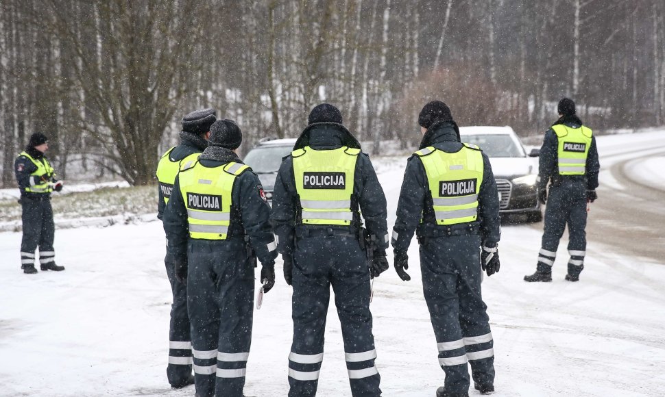 Rytinis kelių policijos reidas