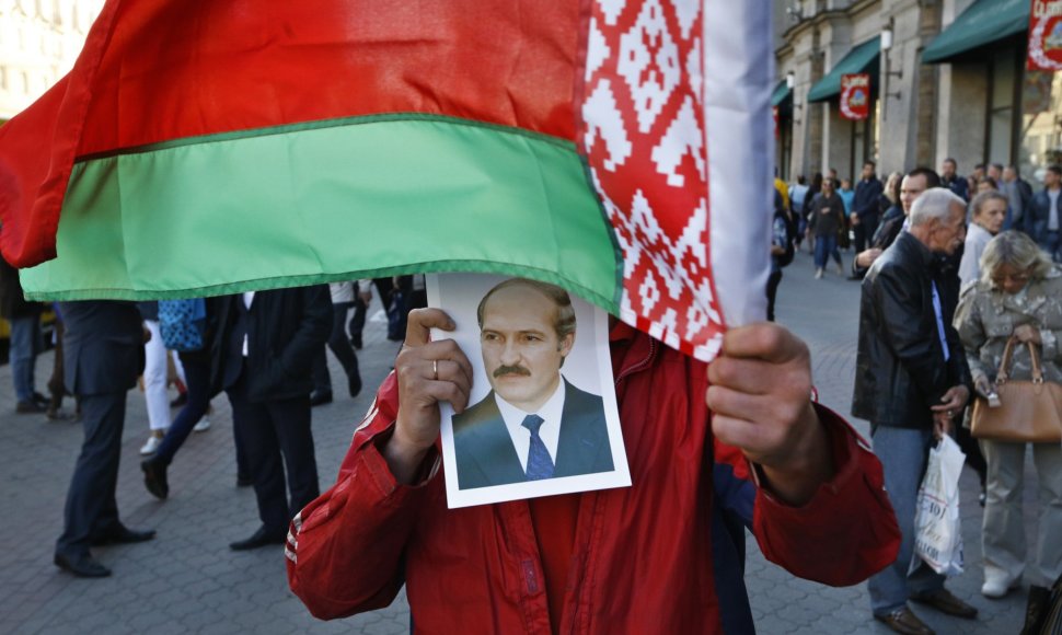 Vyras palaikantis A. Lukašenką