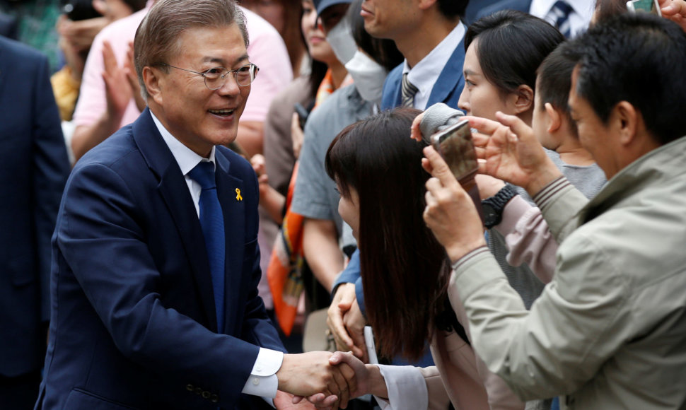 Naujasis Pietų Korėjos prezidentas Moon Jae-inas