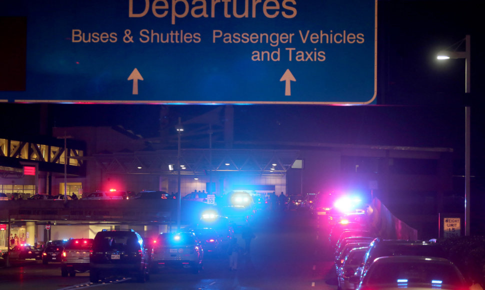 Susišaudymas Naujojo Orleano oro uoste