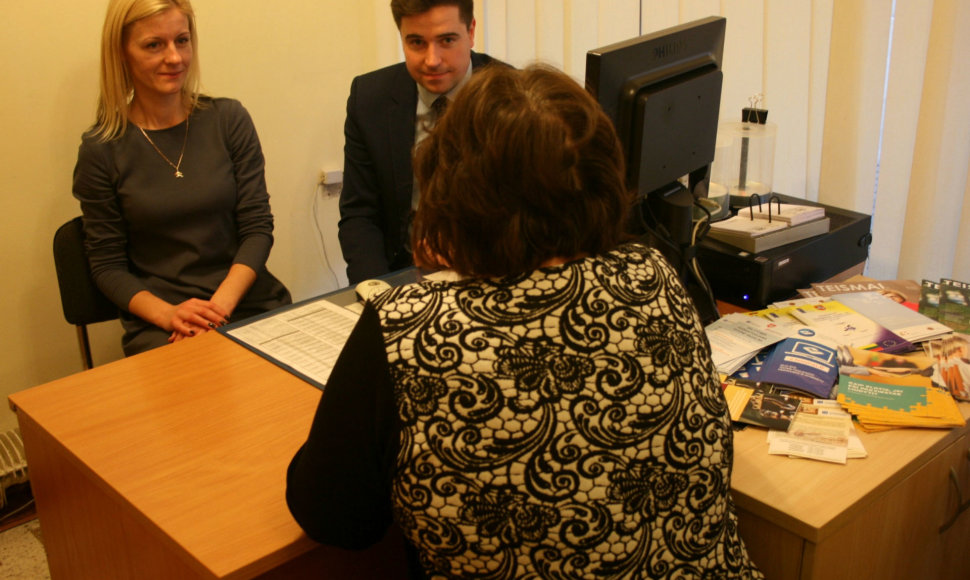 Klaipėdos apygardos teisme nemokamos teisinės konsultacijos suteiktos daugiau nei 80 asmenų.