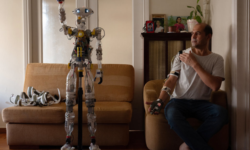 Saidullah Karimi ir jo robotas