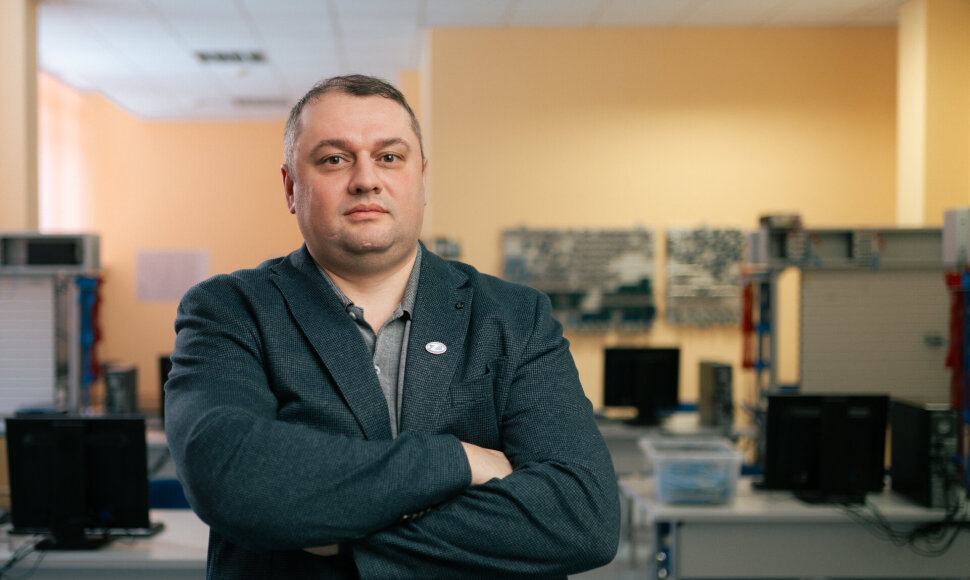 Profesijos mokytojas Denis Udovičenko