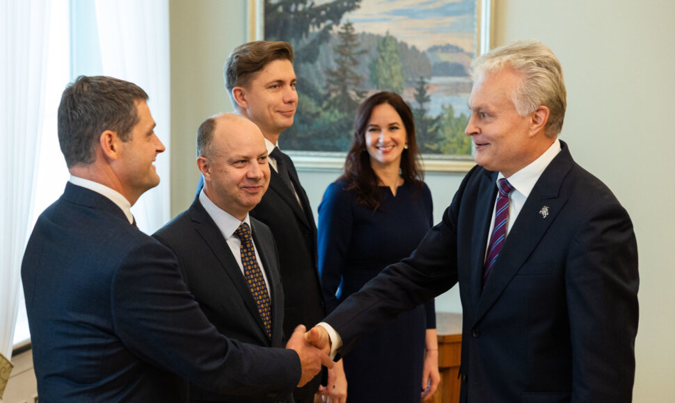 Aurelijus Veryga, Gitanas Nausėda