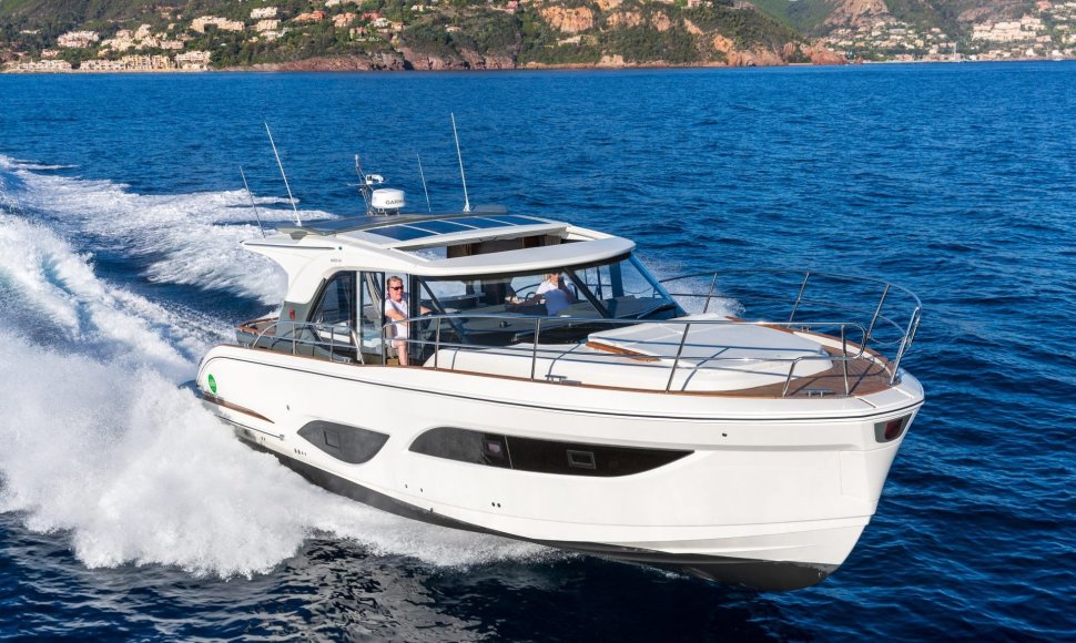 „MAREX 440 Gourmet Cruiser“ – laivas tapęs 2024 m. Europos metų motorlaivio nugalėtoju „iki 14 metrų“ kategorijoje_