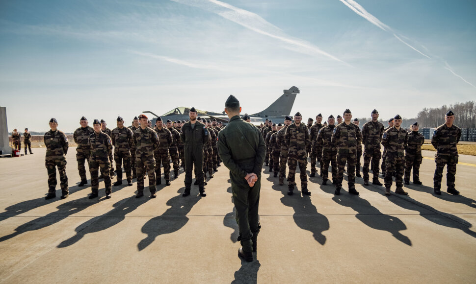NATO oro policijos misija
