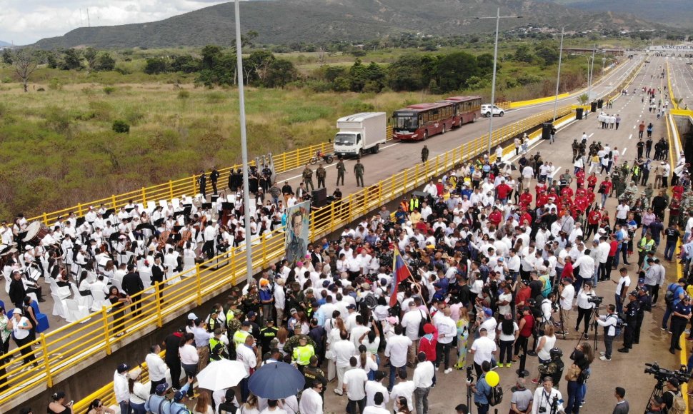 Venesuela ir Kolumbija atidarė bendrą sieną