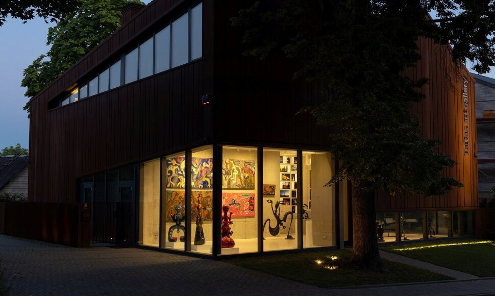 „TaDas art gallery“