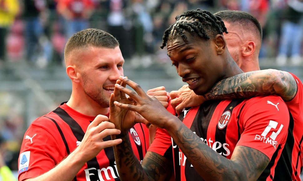 „AC Milan“ švenčia pergalingą įvartį