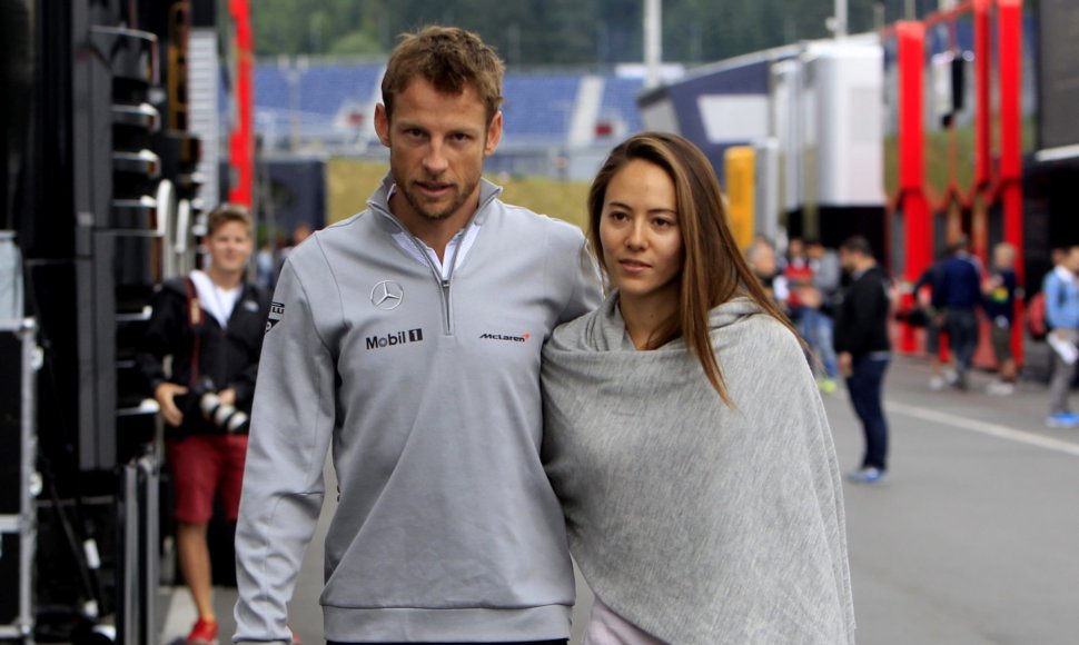 Jensonas Buttonas ir Jessica Michibata