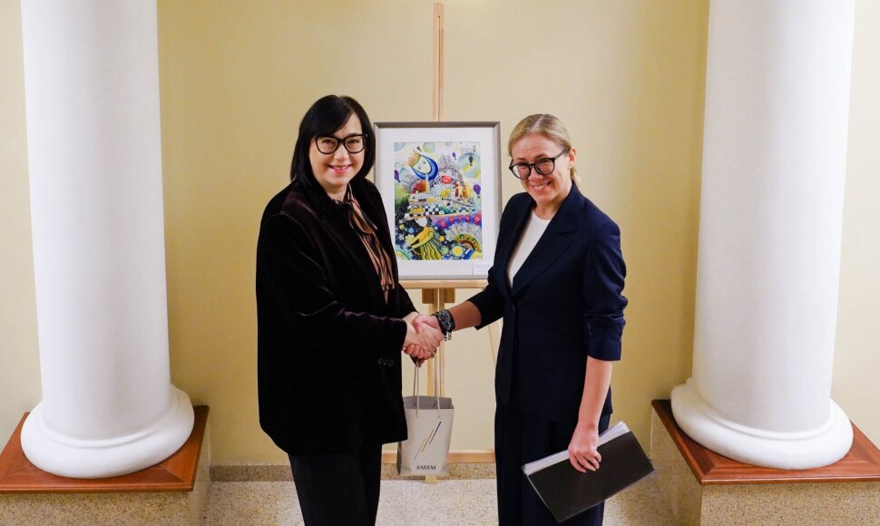 Laura Montvilaitė bei &scaron;vietimo / &Scaron;MSM nuotr.