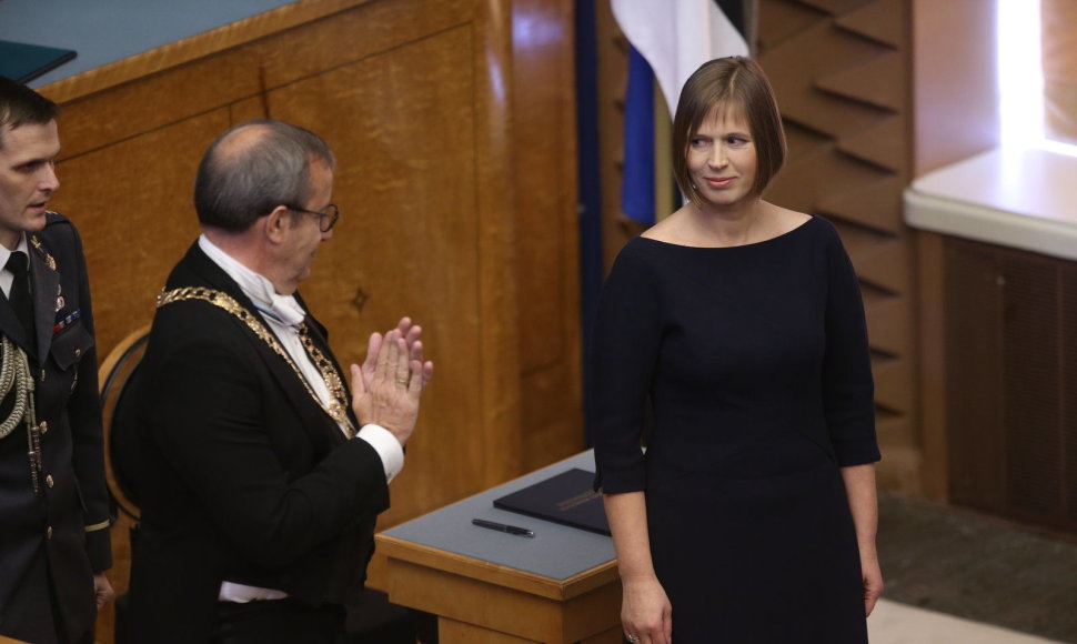 Kersti Kaljulaid prisaikdinta Estijos prezidente