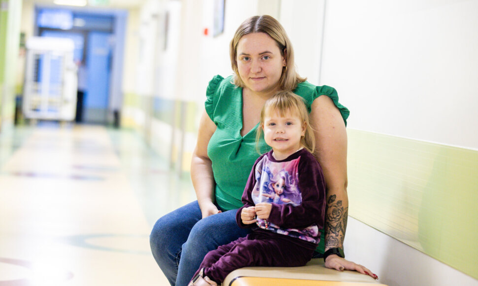 Gustė su mama Deimante