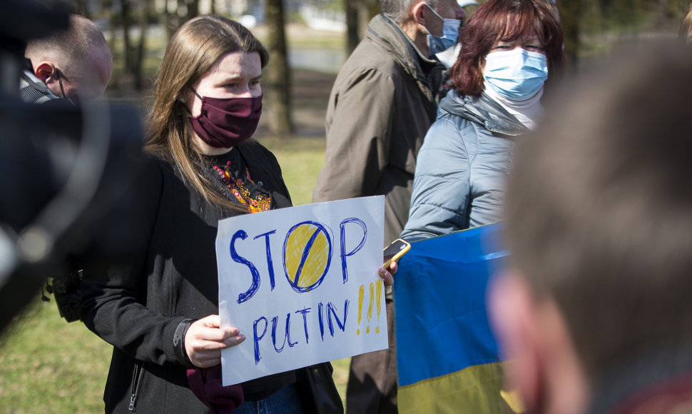 Taiki ukrainiečių palaikymo akcija „NE Rusijos agresijai Ukrainoje“
