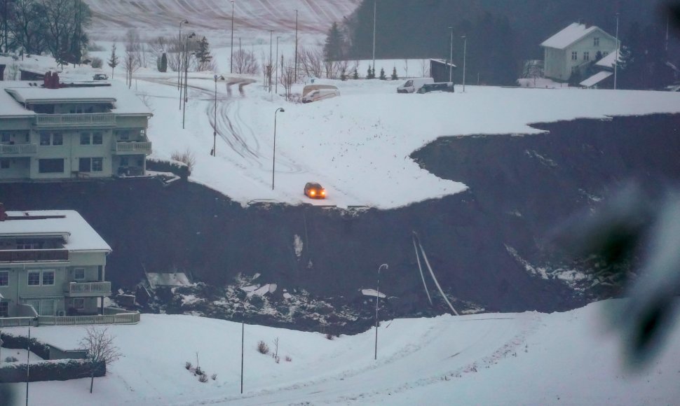 Norvegijoje dėl žemės nuošliaužos evakuota šimtai žmonių