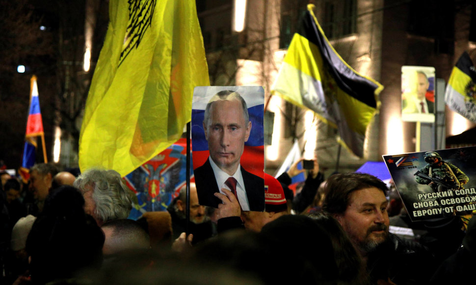 Vladimiro Putino plakatas proteste elgrade