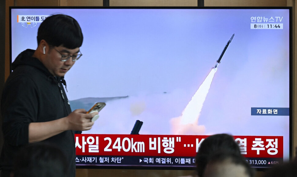 Šiaurės Korėjos raketų bandymai / JUNG YEON-JE / AFP
