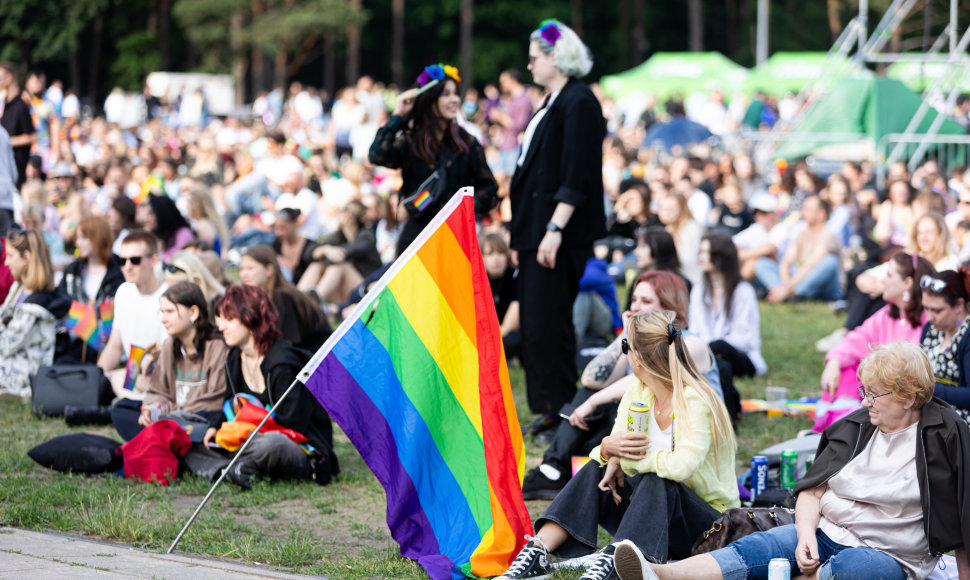 Vingio parke – įspūdingas „LT Pride“ šou