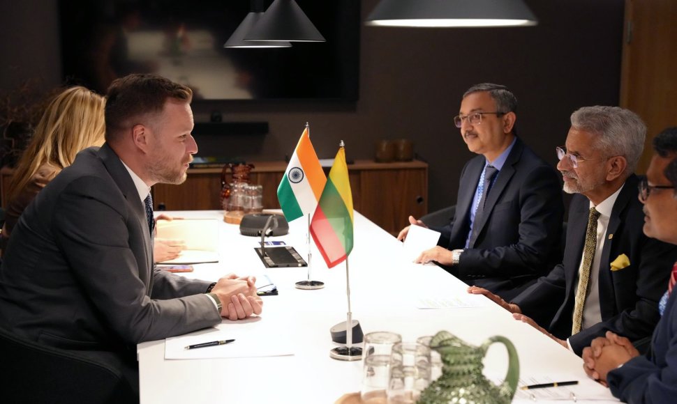 Gabrielius Landsbergis su Indijos išorės reikalų ministru Dr. Subrahmanyamu Jaishankaru