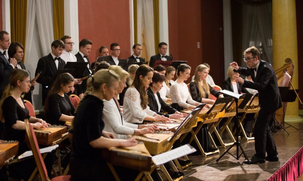 Jungtinis LMTA liaudies instrumentų orkestras ir valstybinio ansamblio Lietuva orkestras