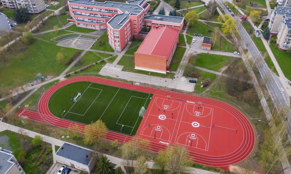 Žygimanto Augusto pagrindinės mokyklos stadionas