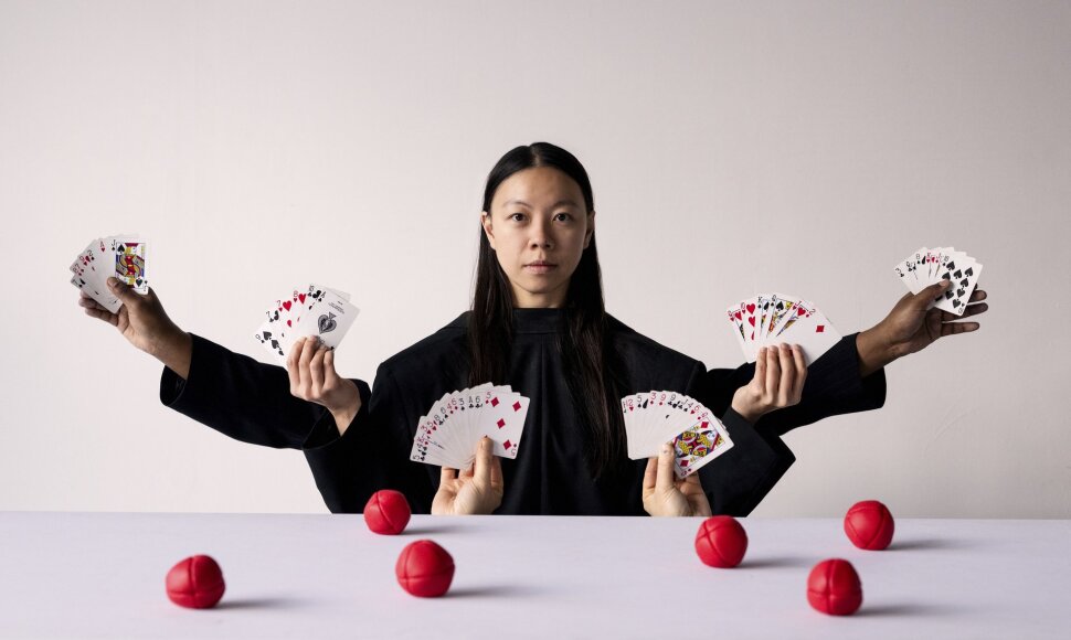 „Gandini Juggling“ spektaklis „Heka“